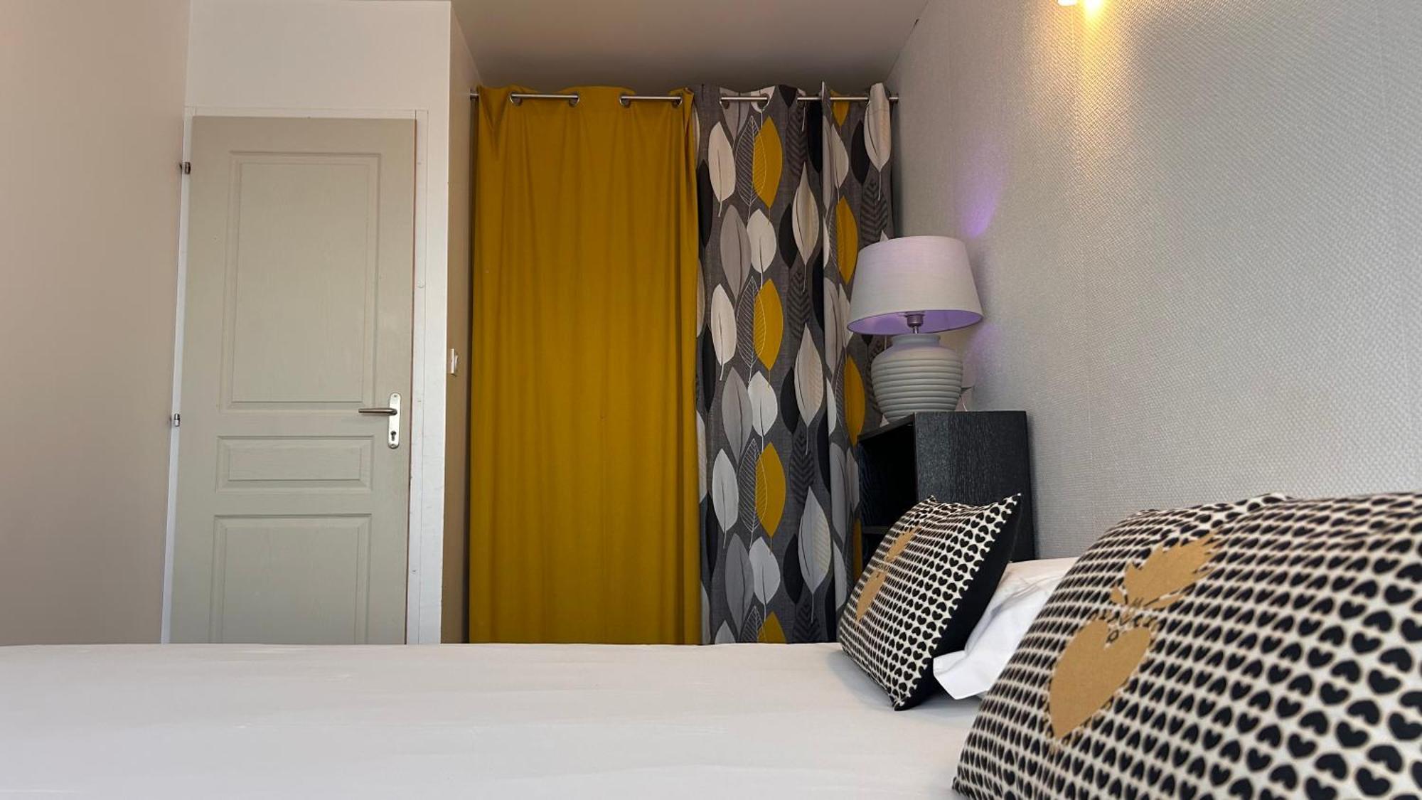 Fasthotel L'Eldorado Sébazac-Concourès Bagian luar foto